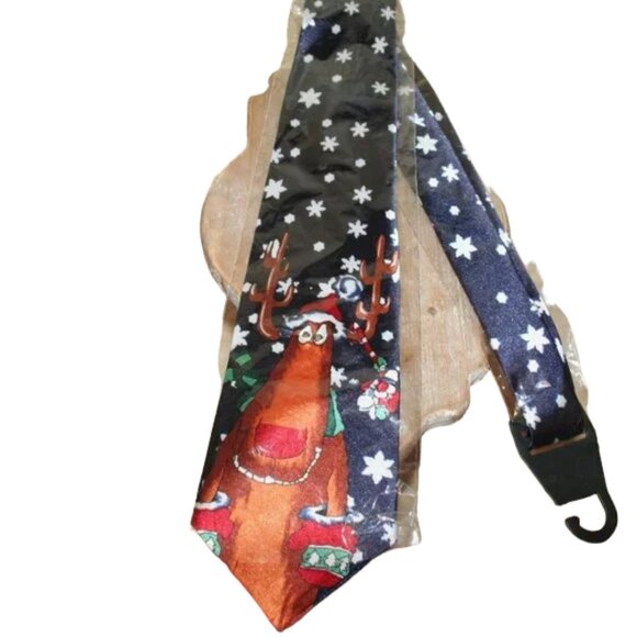 Holiday Print Reindeer and Snowflake Necktie (NIP) - Picture 1 of 2
